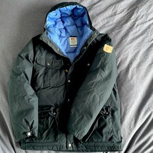 Classic Fjallraven G-1000 Greenland down jacket